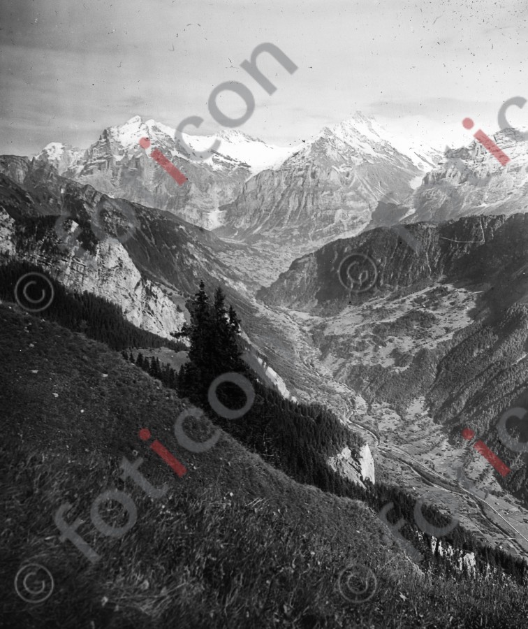 Grindelwald | Grindelwald - Foto foticon-simon-023-015-sw.jpg | foticon.de - Bilddatenbank für Motive aus Geschichte und Kultur